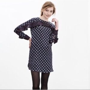 Banana Republic Petite OO Medallion Print Foulard Silk Ruffle Trim Long Sleeves